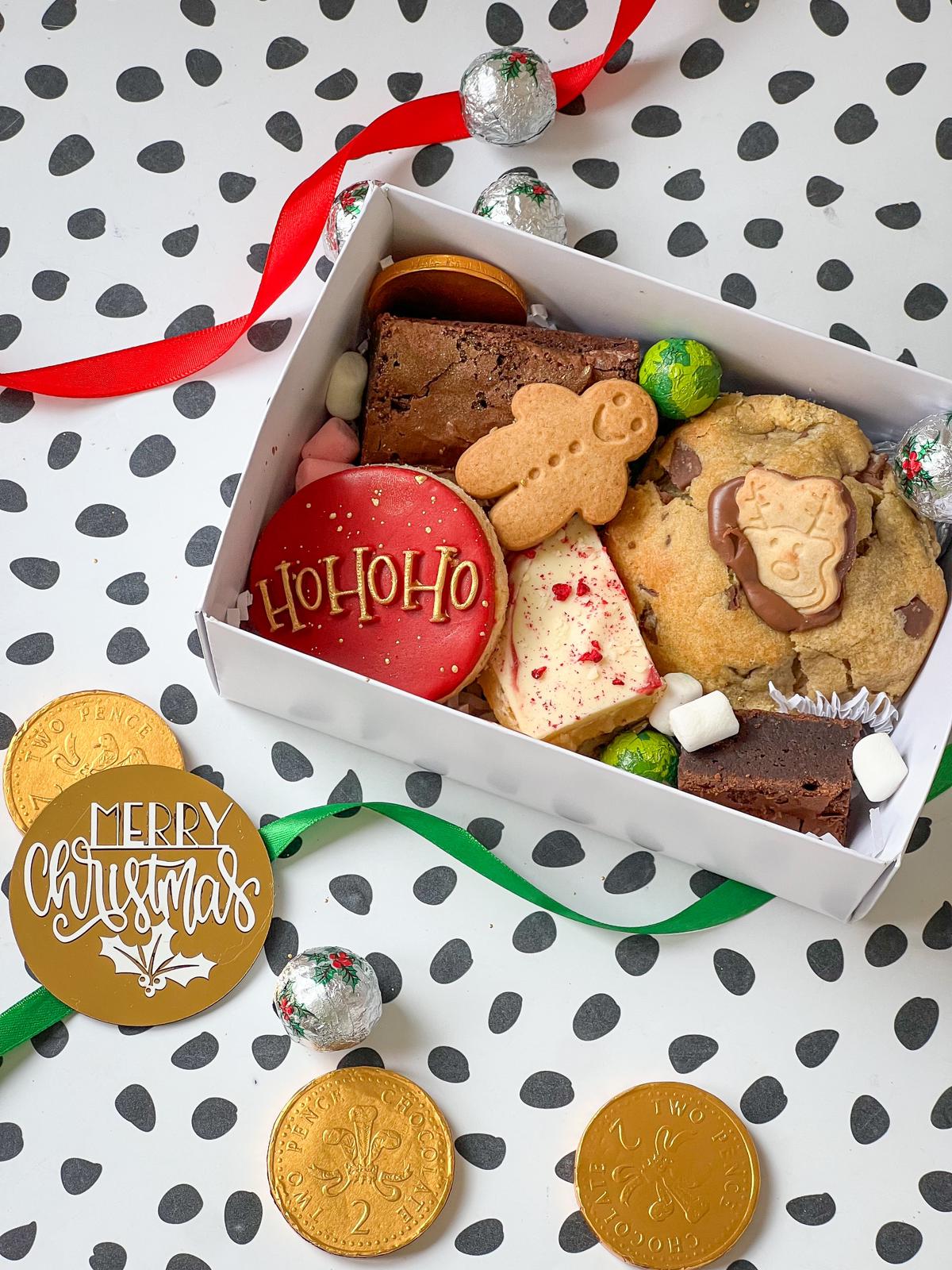 Christmas Eve Small Treatbox