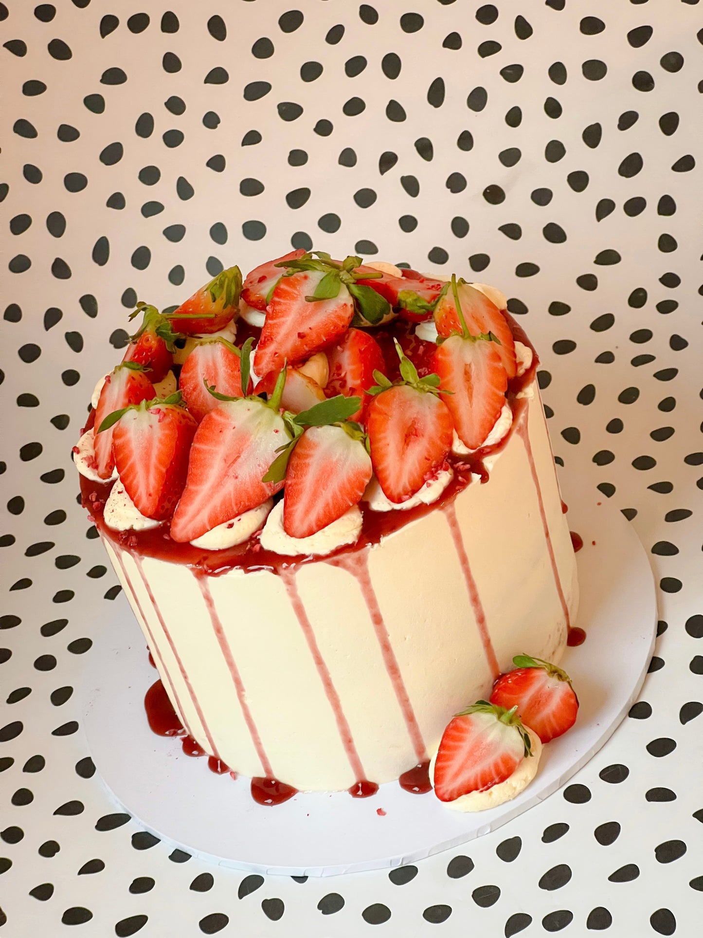 Ready to Order Cakes (Feeds 12)
